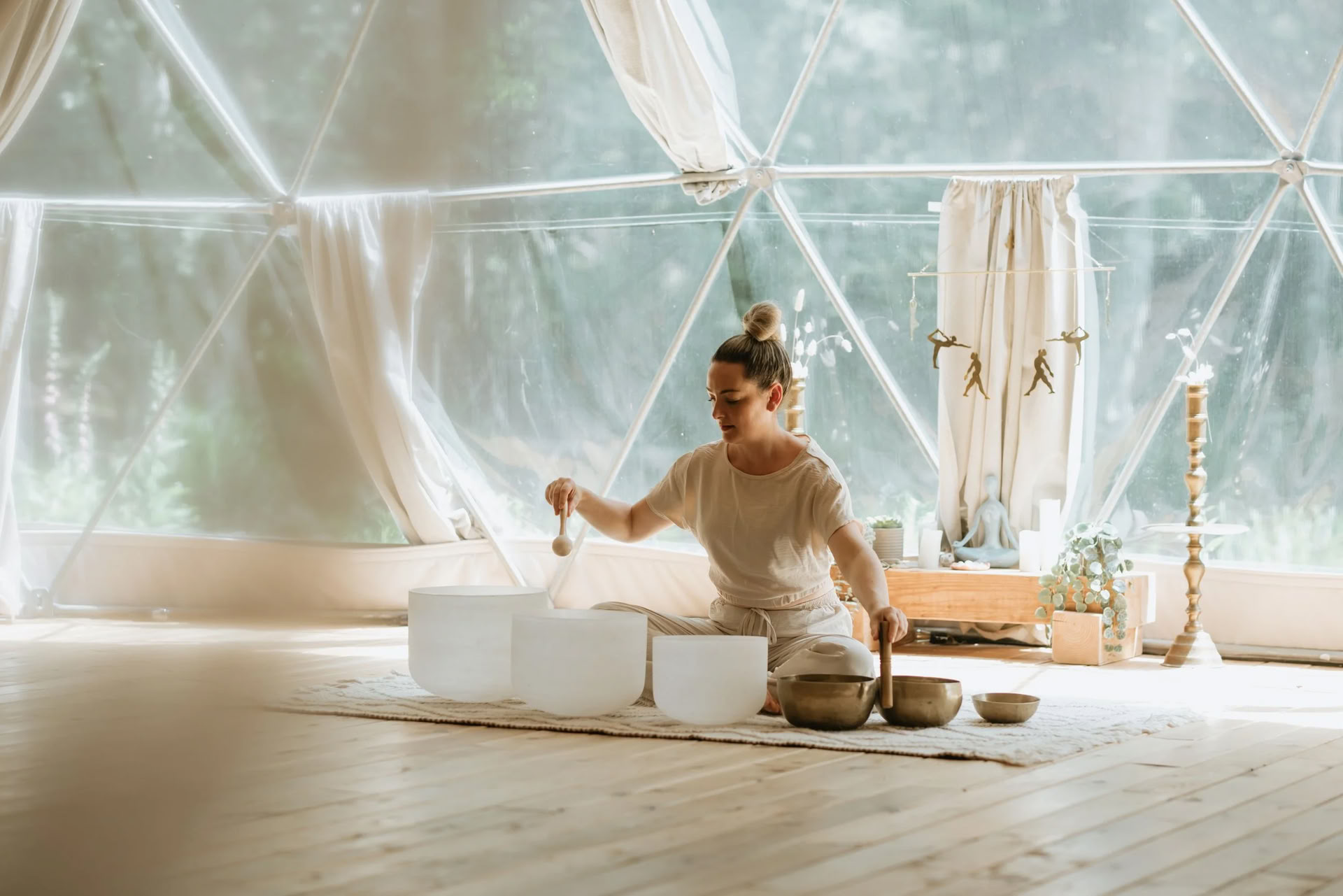 Sunday Sounds to Heal : bains sonores somatiques du soir pour un sommeil réparateur | Nectar Yoga Bowen Island