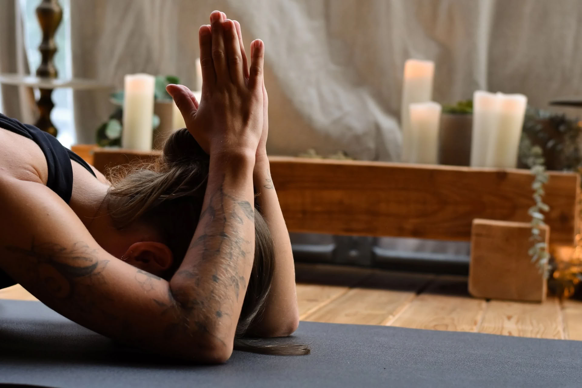 Retraite de yoga doux sur l'île Bowen avec Carolyn Budgell — Nectar Yoga