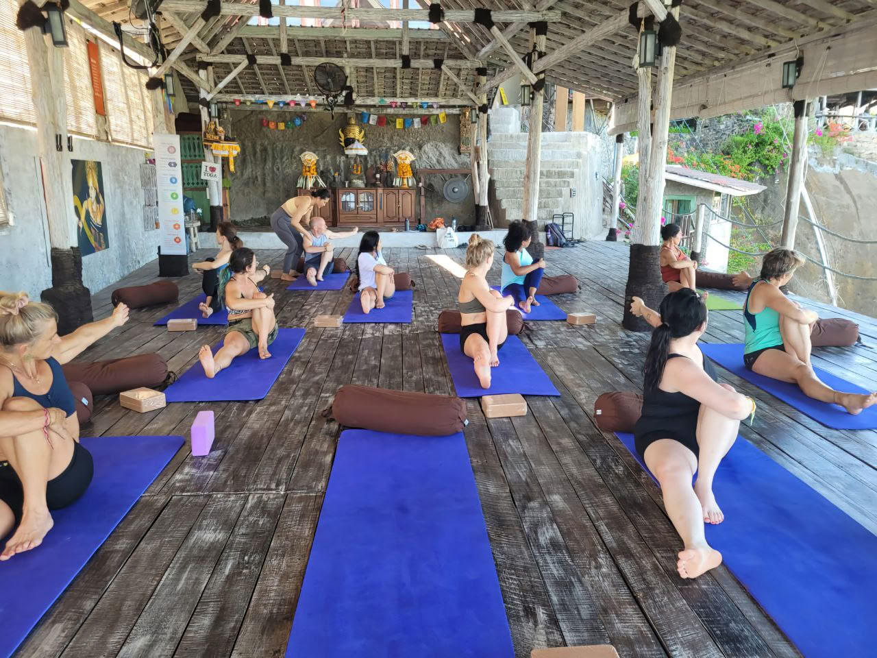 Yoga restauratif à Lovina