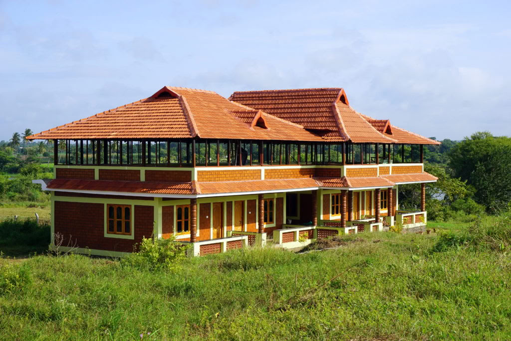 Formation de professeurs de yoga de 200 heures en Inde – du 10 février au 10 mars 2027