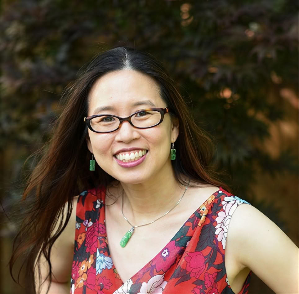 Retraite communautaire avec Grace Lin et Debbi Michiko Florence : célébrer les récits asiatiques et asiatico-américains (mai)