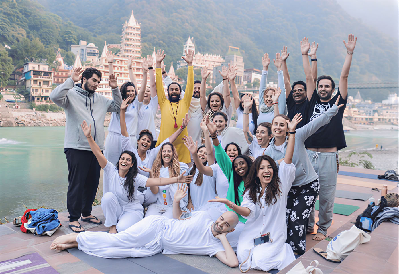 Cours de formation de professeur de yoga de 200 heures à Rishikesh – du 1er juin au 26 juin 2026