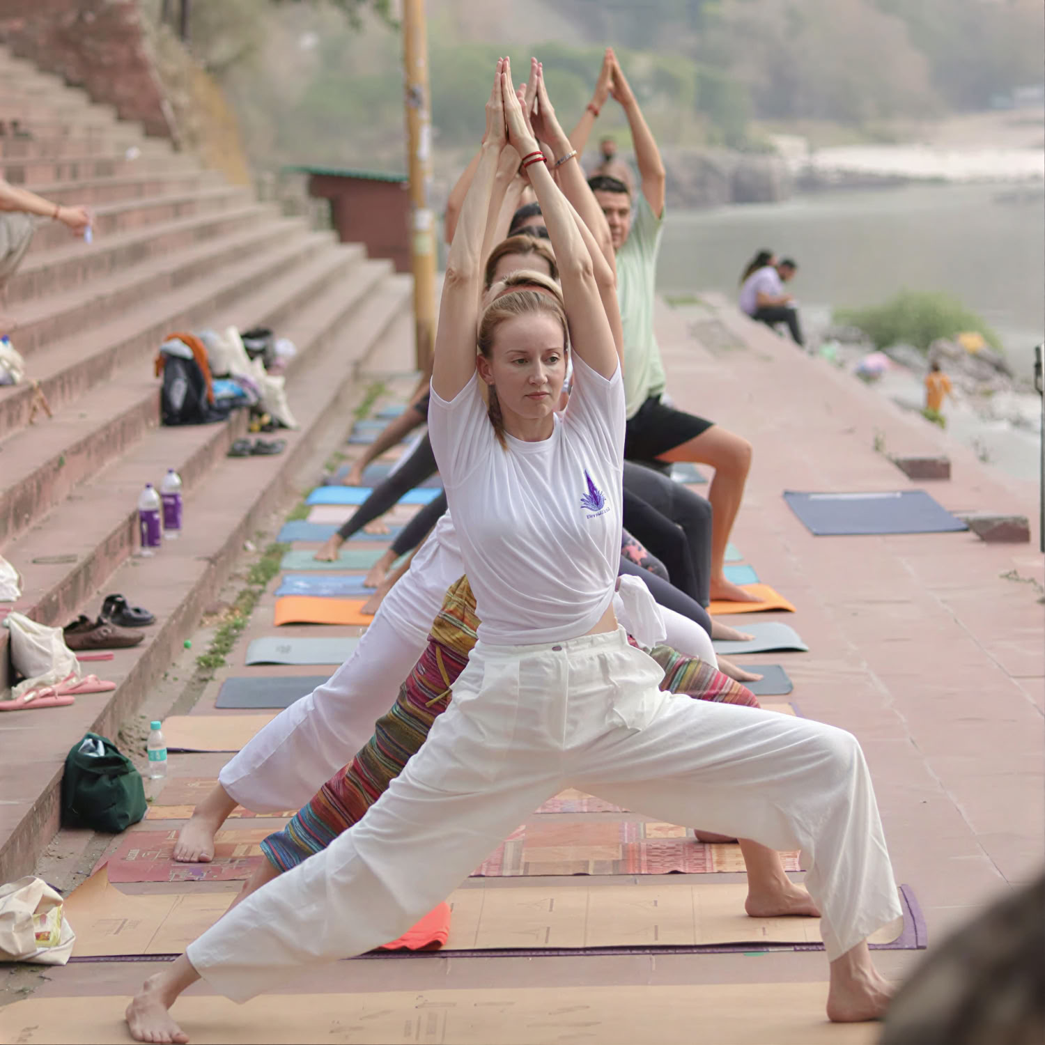 Cours de formation de professeur de yoga ayurvédique de 200 heures à Rishikesh