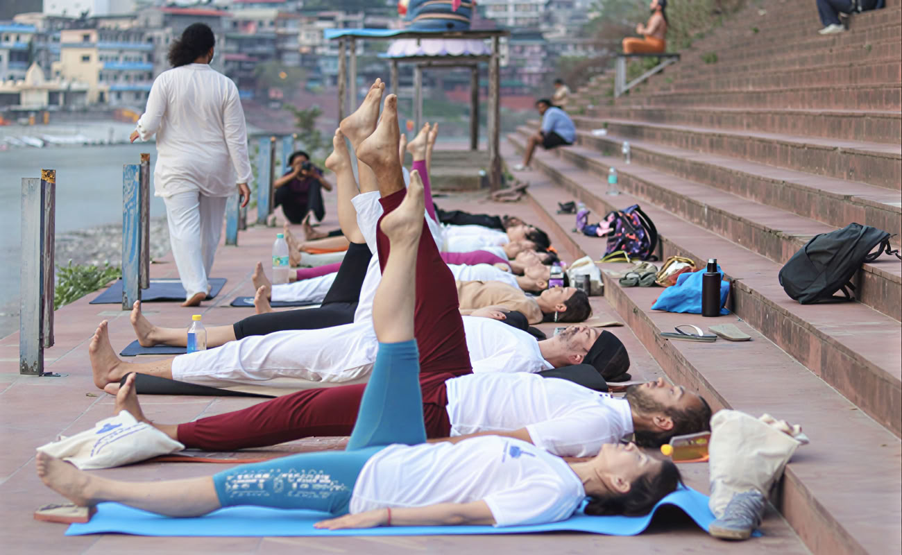 Formation de professeurs de yoga Ayurveda de 200 heures à Rishikesh, en Inde