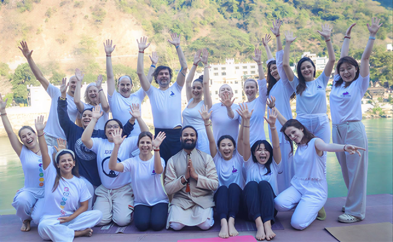 Formation de professeurs de yoga Ayurveda de 200 heures à Rishikesh, en Inde