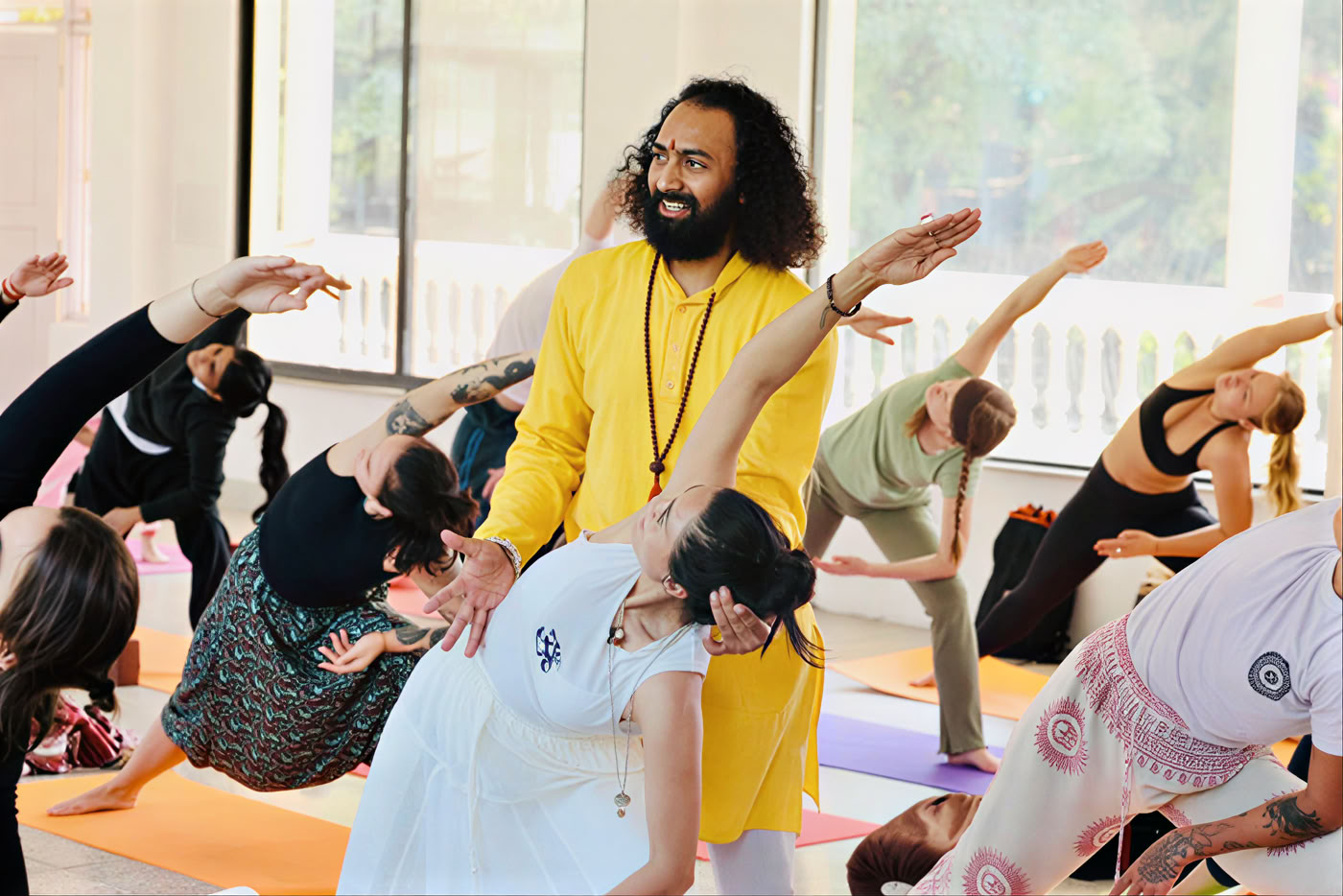 Formation de professeurs de yoga Ayurveda de 200 heures à Rishikesh, en Inde