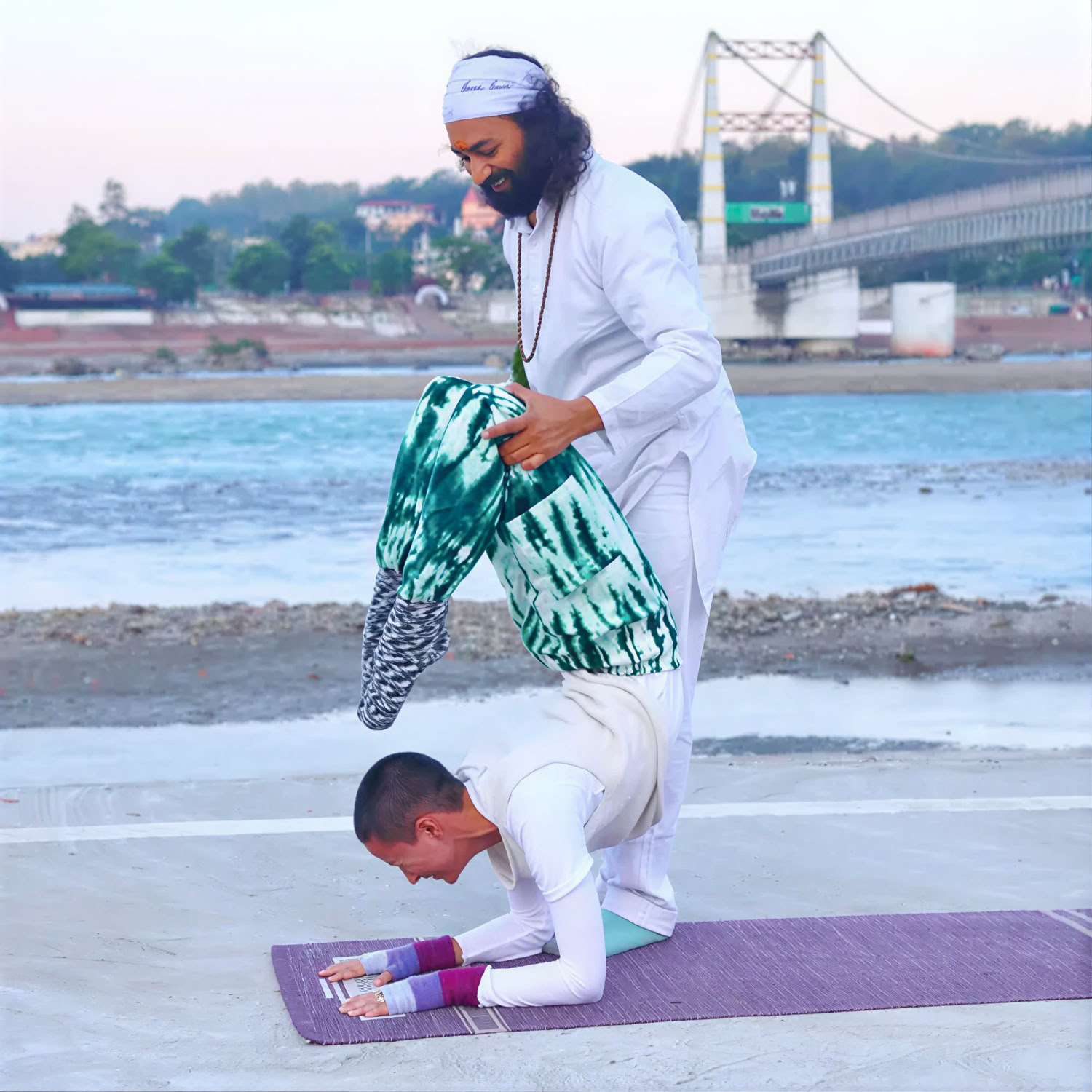 Formation de professeurs de yoga Ayurveda de 200 heures à Rishikesh, en Inde