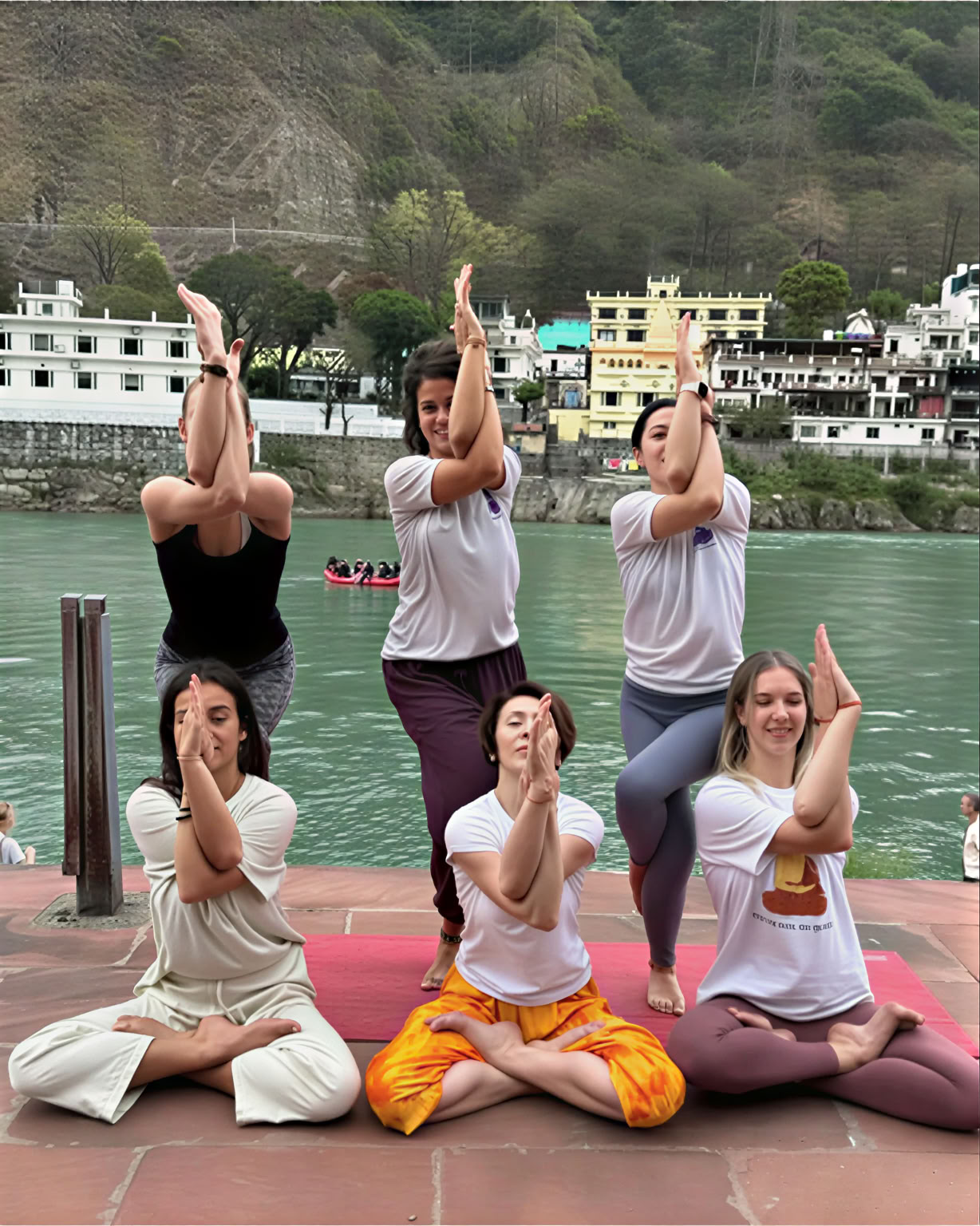 100 heures de formation de professeur de yoga à Rishikesh | Yoga pour débutants