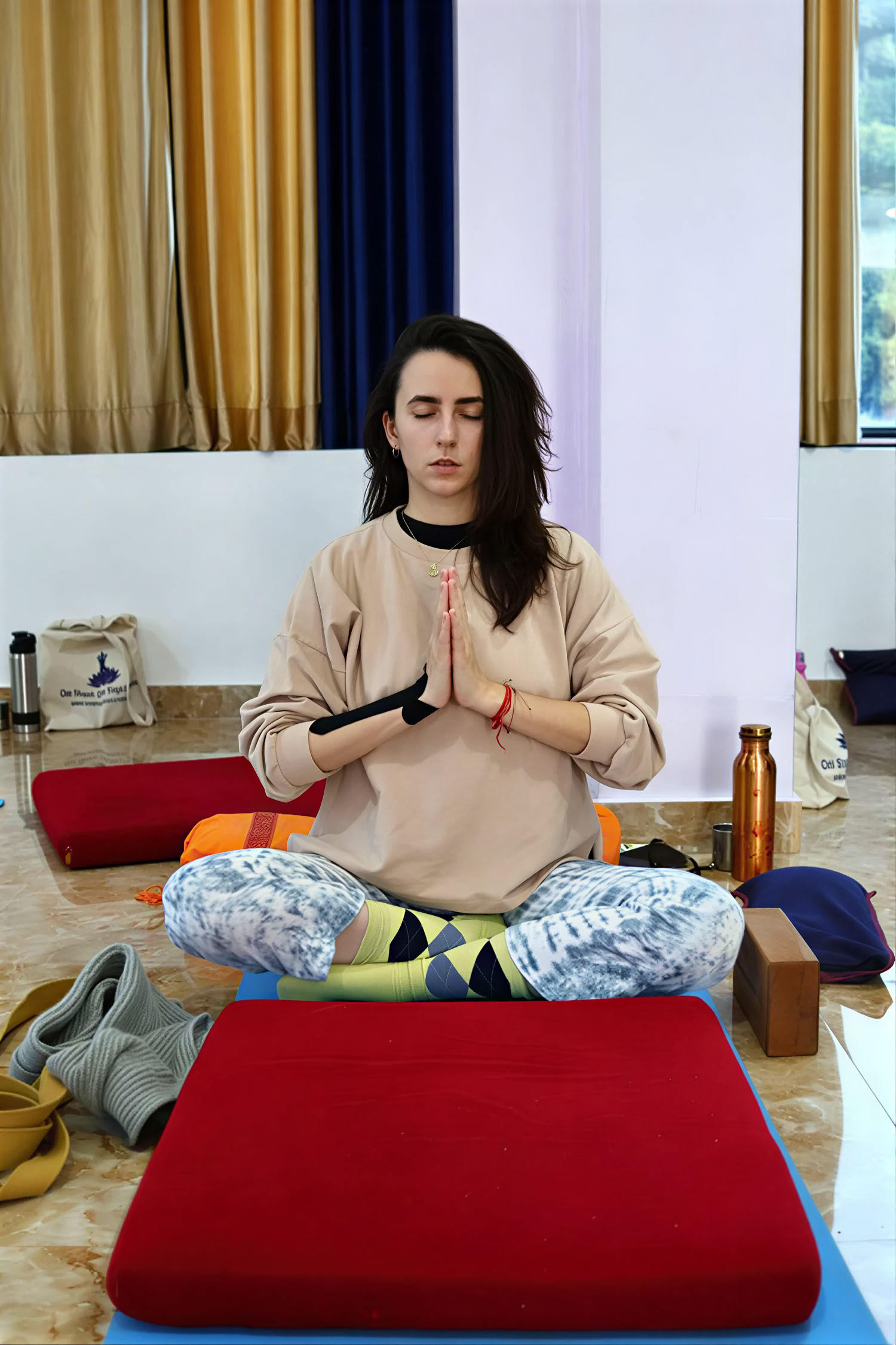 100 heures de formation de professeur de yoga à Rishikesh | Yoga pour débutants