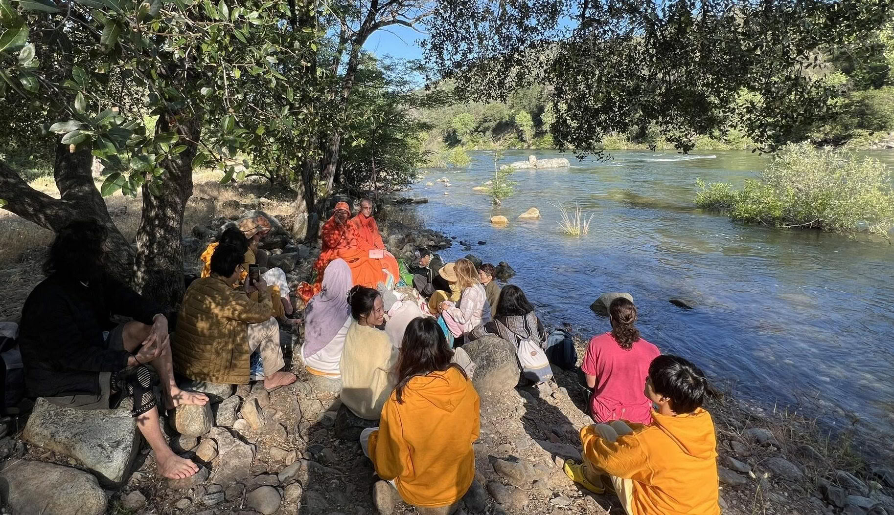 Ashram Sacred Tour – Introduction au yoga Sivananda