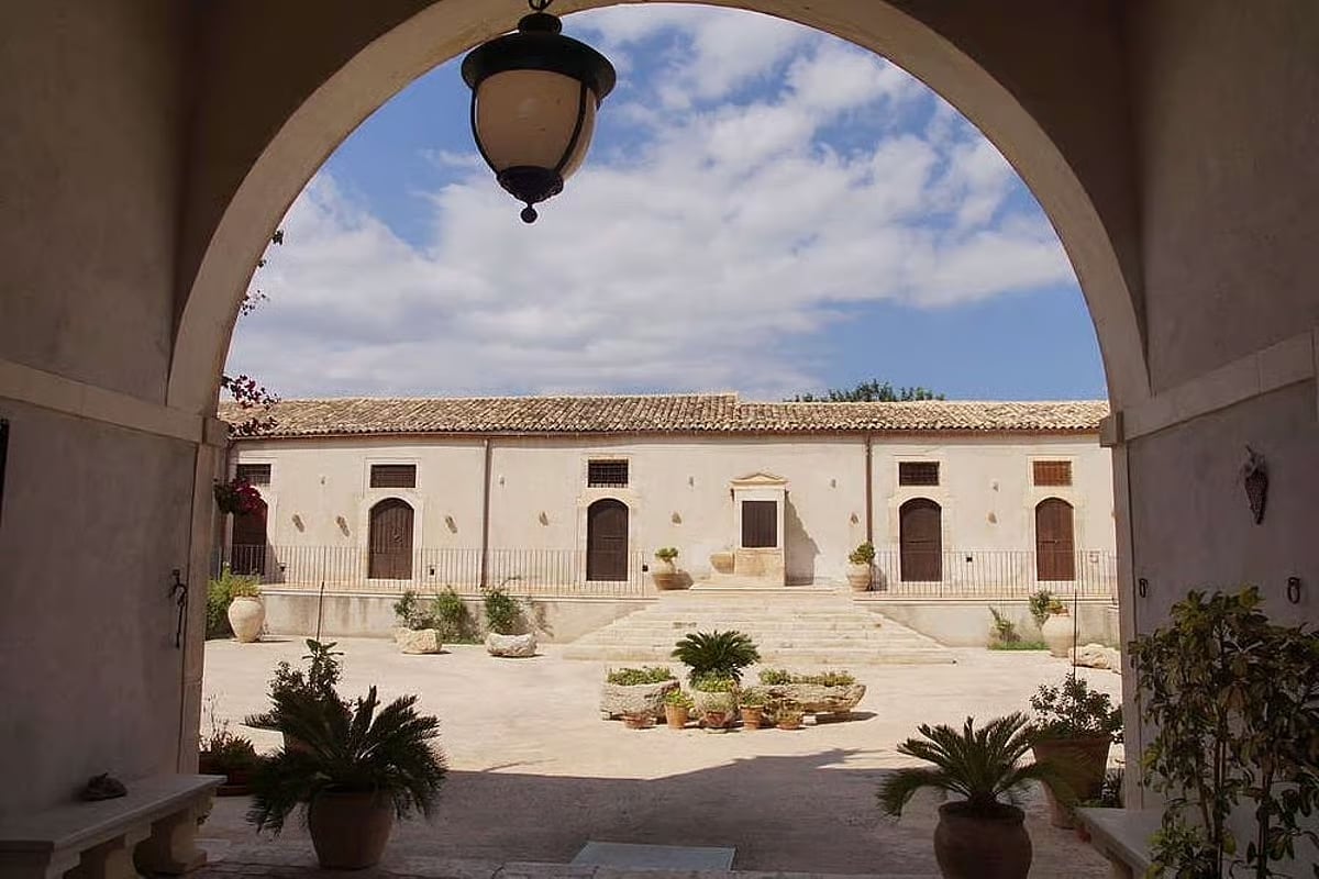 SUMMER GLOW YOGA RETRAITE July 2026 | Sicily