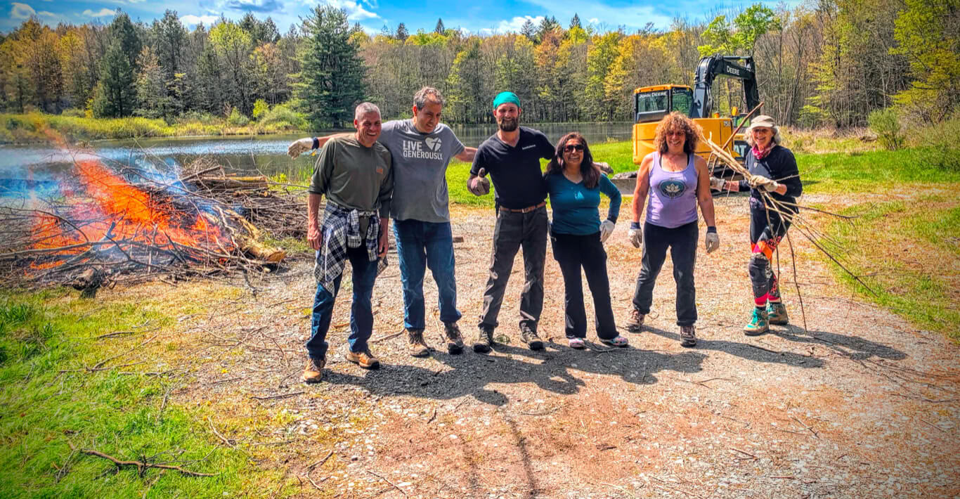 Trail Crew Getaway : une retraite de karma yoga
