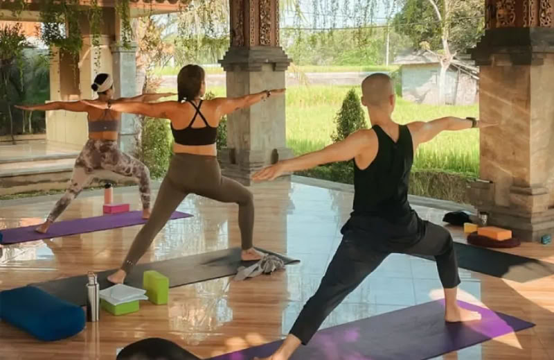 Formation de professeurs de yoga de 200 heures à Rishikesh