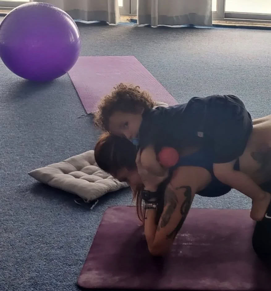 Yoga pour parents et tout-petits (1-3 ans) Niveau 1