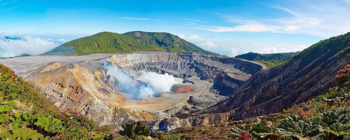 Combo Tour : Parc national du volcan Poás – Visite du café Doka – Jardins des cascades de La Paz