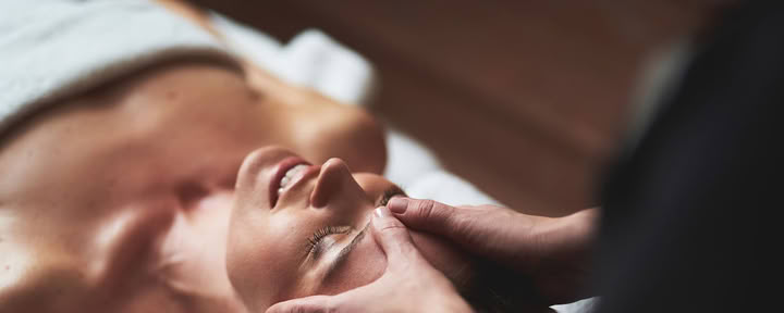 MASSAGE DU VISAGE