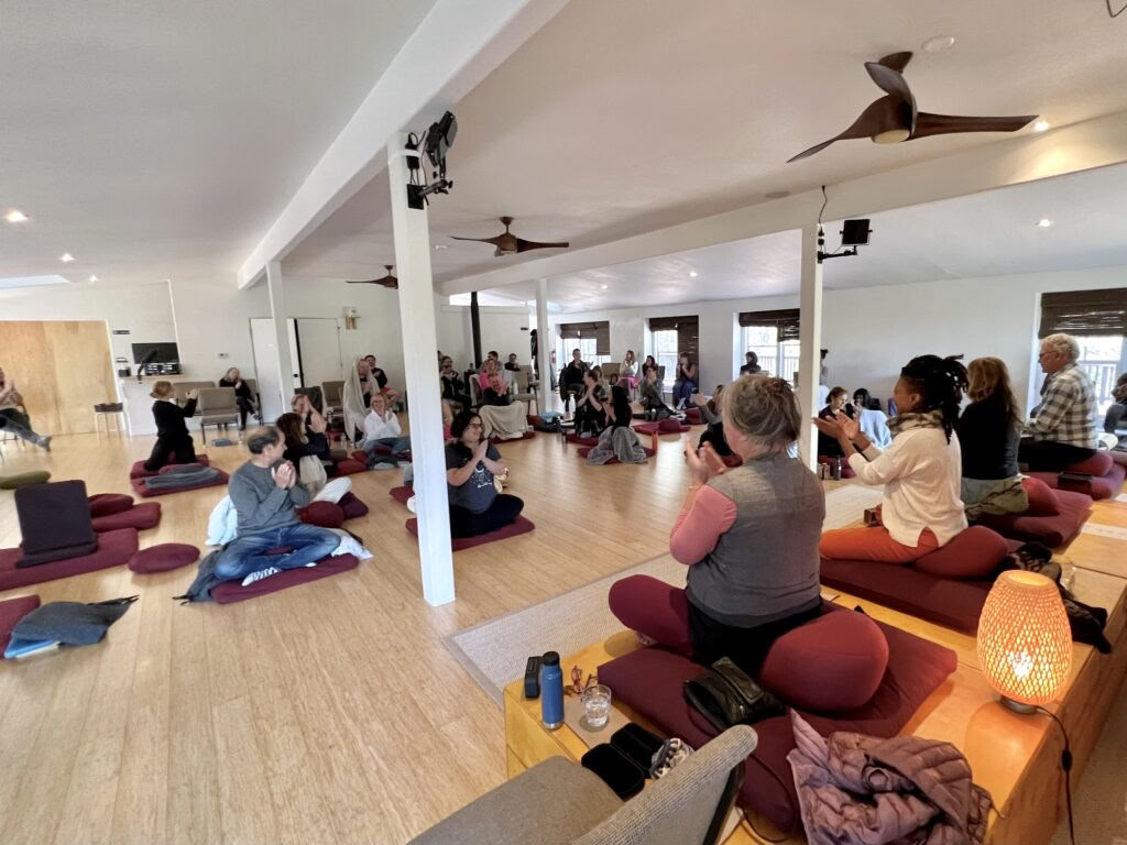 Le Dharma de la guérison : pratiques pour soigner les comportements addictifs et compulsifs