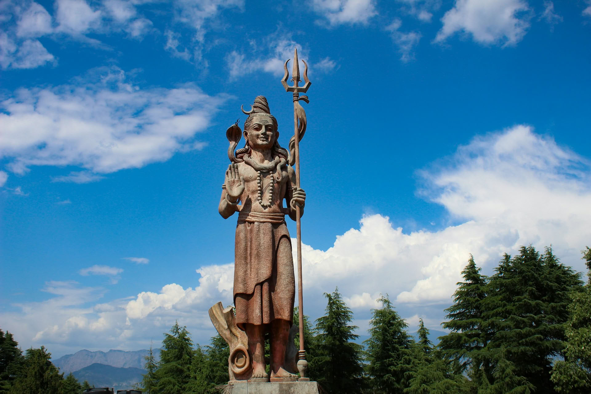 Pine Hills aux Royaumes de la Rivière : sentier patrimonial de Dalhousie, Khajjiar et Chamba