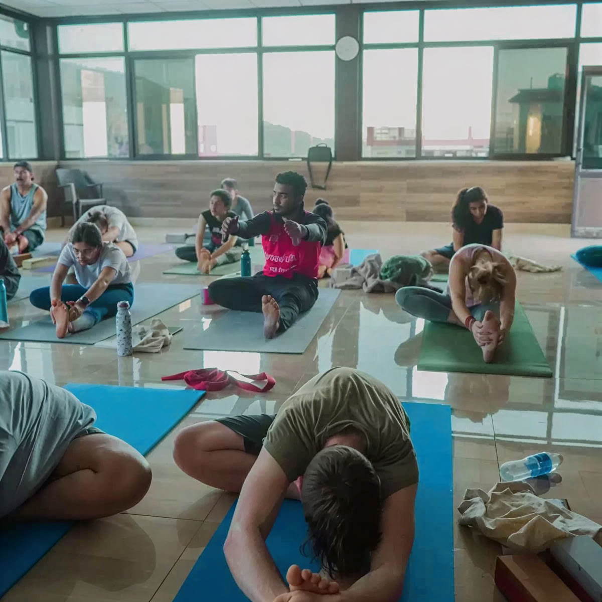 Programme de formation de professeur de yoga de 100 heures