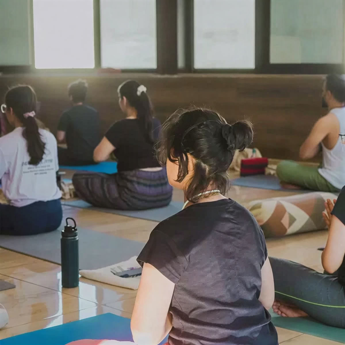 Programme de formation de professeur de yoga de 100 heures