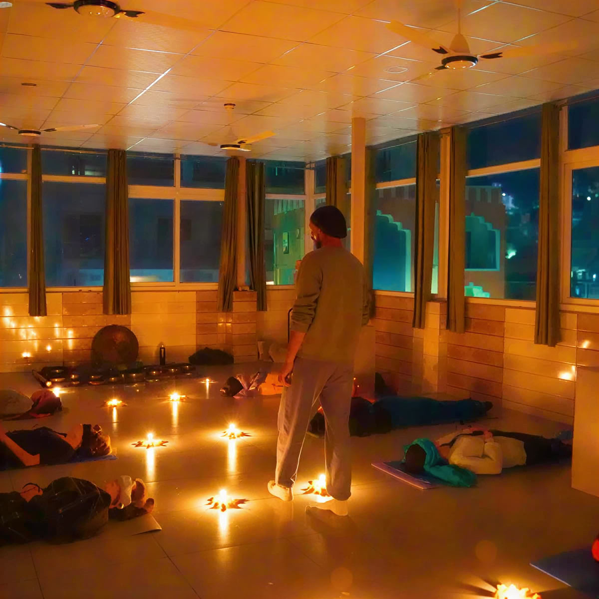 Programme de formation de professeur de yoga de 200 heures