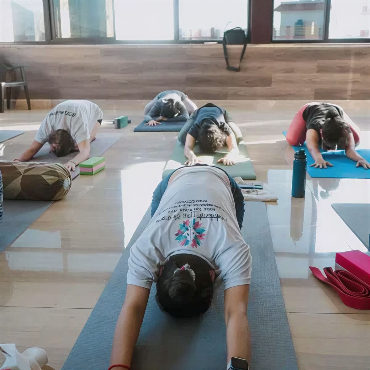 Programme de formation de professeur de yoga de 300 heures