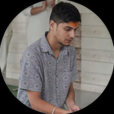 Formation de professeur de yoga de 100 heures à Rishikesh