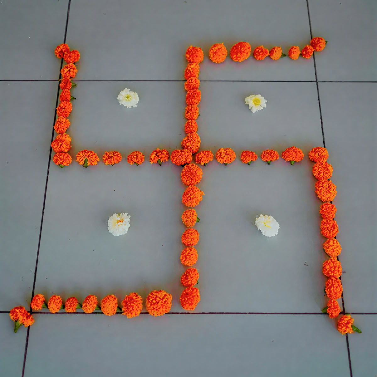 Formation de professeure de yoga de 300 heures à Rishikesh – 01 mai – 27 mai 2026
