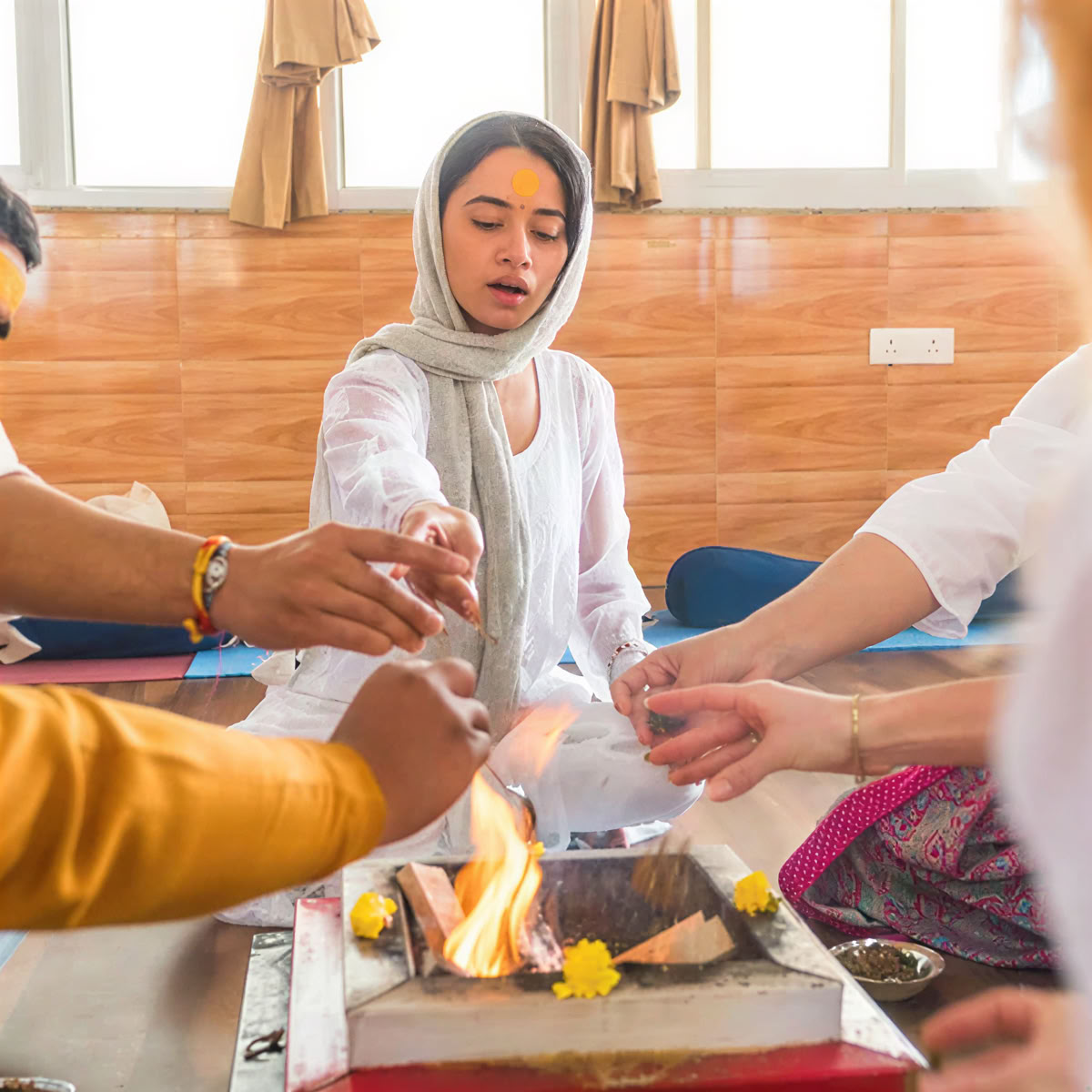 Formation de professeure de yoga de 300 heures à Rishikesh – 01 mai – 27 mai 2026