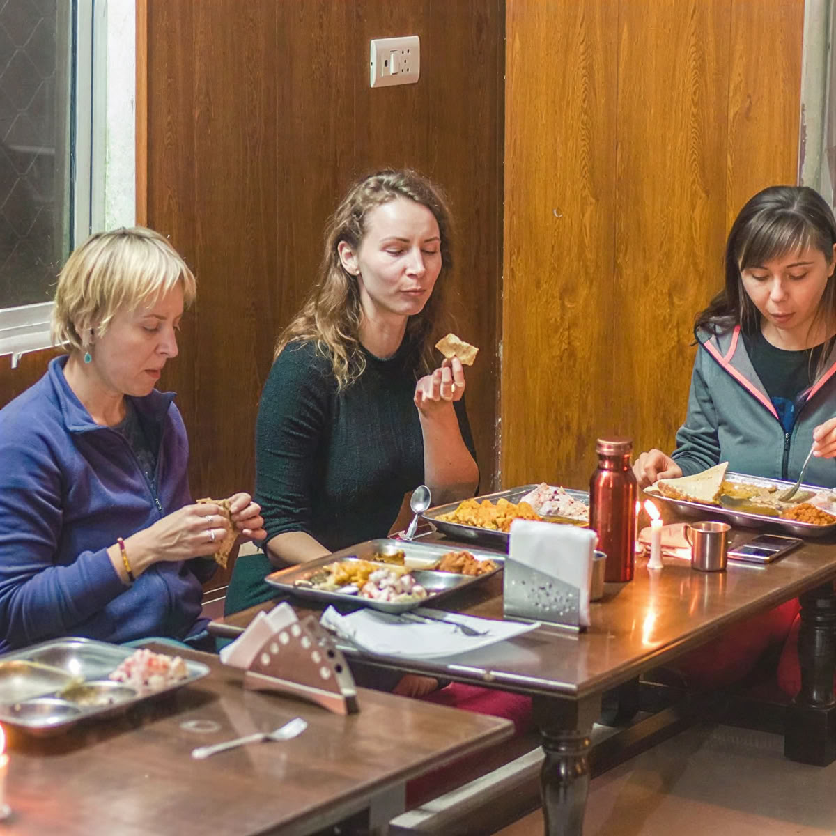 Formation de professeure de yoga de 300 heures à Rishikesh – 01 mai – 27 mai 2026