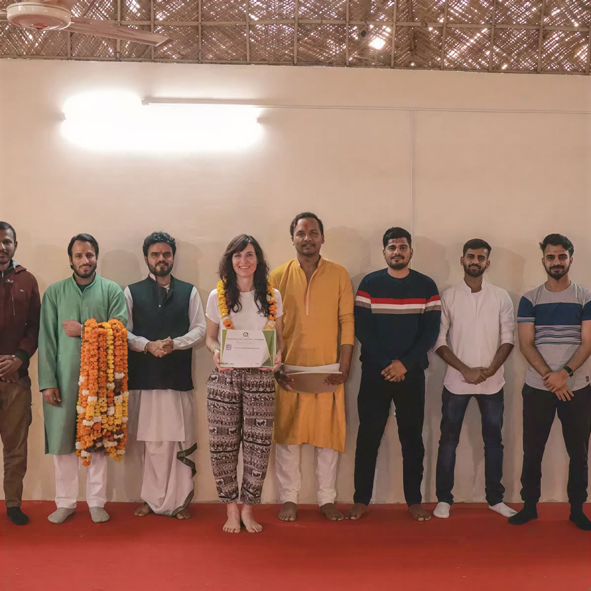 Formation de professeure de yoga de 300 heures à Rishikesh – 01 mai – 27 mai 2026