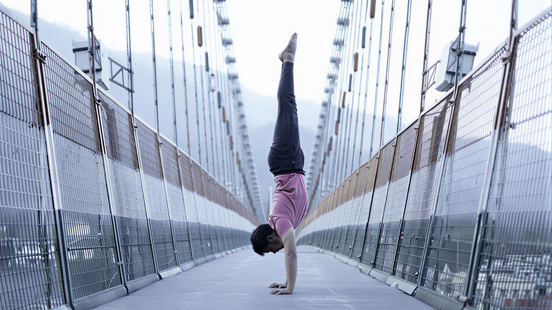 Formation de professeur de yoga holistique de 100 heures à Rishikesh