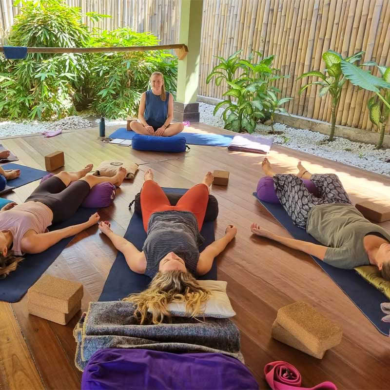 Formation de professeur de Yin Yoga 100h à Bali