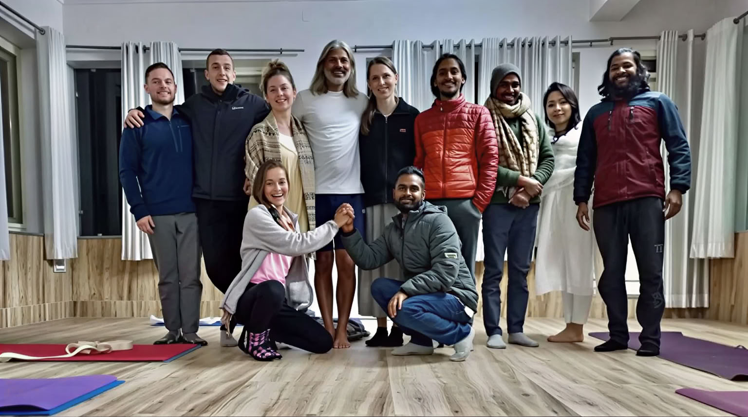 Cours de formation de professeur de yoga Kundalini de 300 heures à Rishikesh