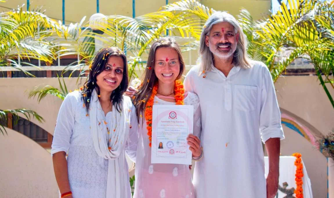 Cours de formation d’enseignant de yoga Hatha 300 heures à Rishikesh, Inde – 01 nov – 19 déc