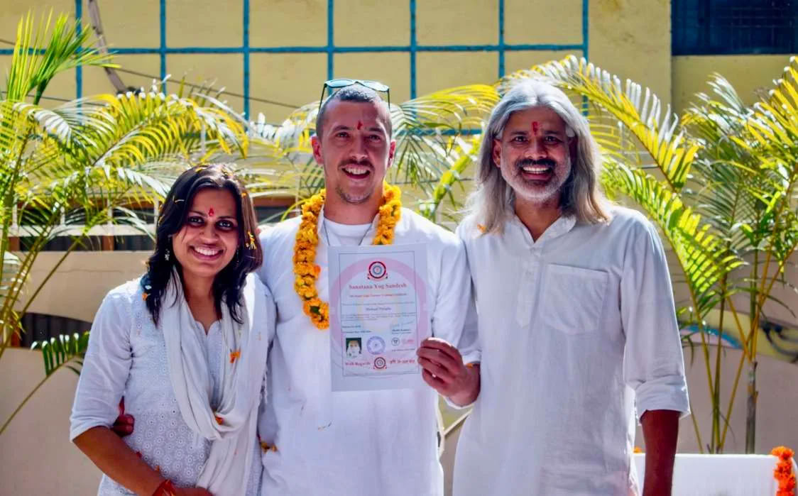 Cours de formation d’enseignant de yoga Hatha 300 heures à Rishikesh, Inde – 01 nov – 19 déc
