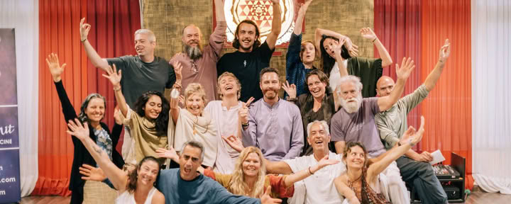 Satsang dans la tradition du yoga himalayen — Terre sacrée