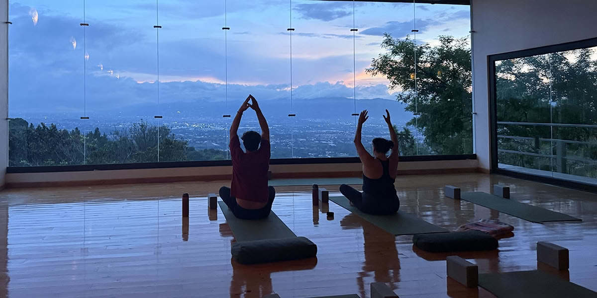 THE RETRAITE FASCIA WAVE : ​ COSTA RICA