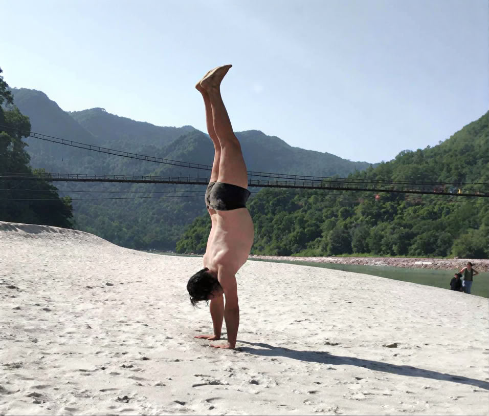 Yoga retraite Course by Om Yoga Rishikesh