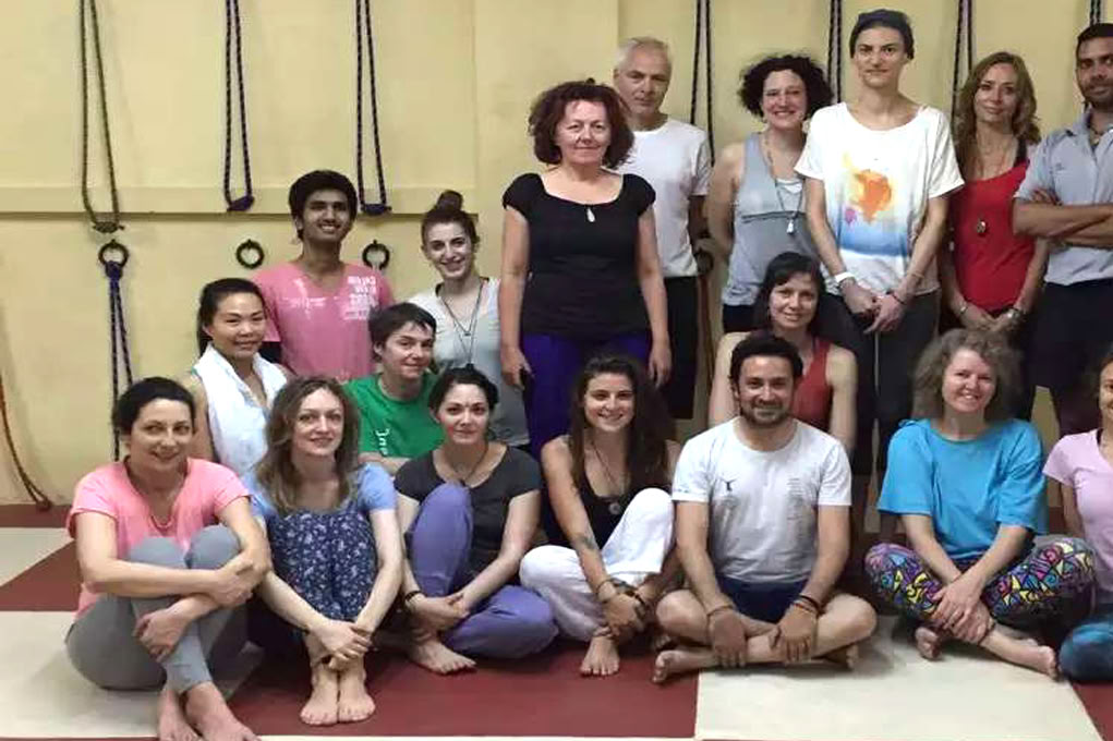 10 jours Retraite de Yoga Iyenger