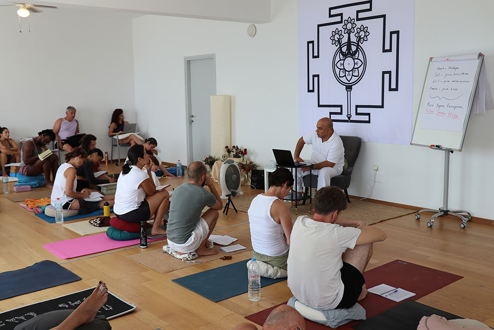 The Highest Tantra: Atelier et retraite sur le shivaïsme cachemirien