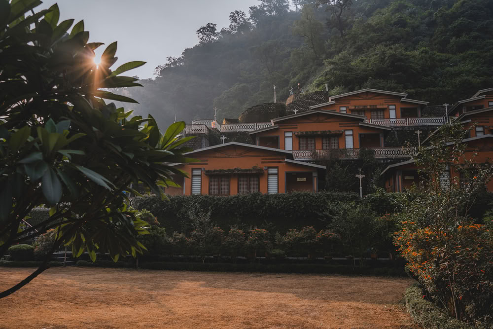 YTT de 200 heures à Rishikesh – 28 déc. 2026 – 19 janv. 2027