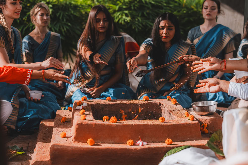 Formation de professeurs de yoga de 300 heures à Rishikesh – 5 oct. – 3 nov. 2026