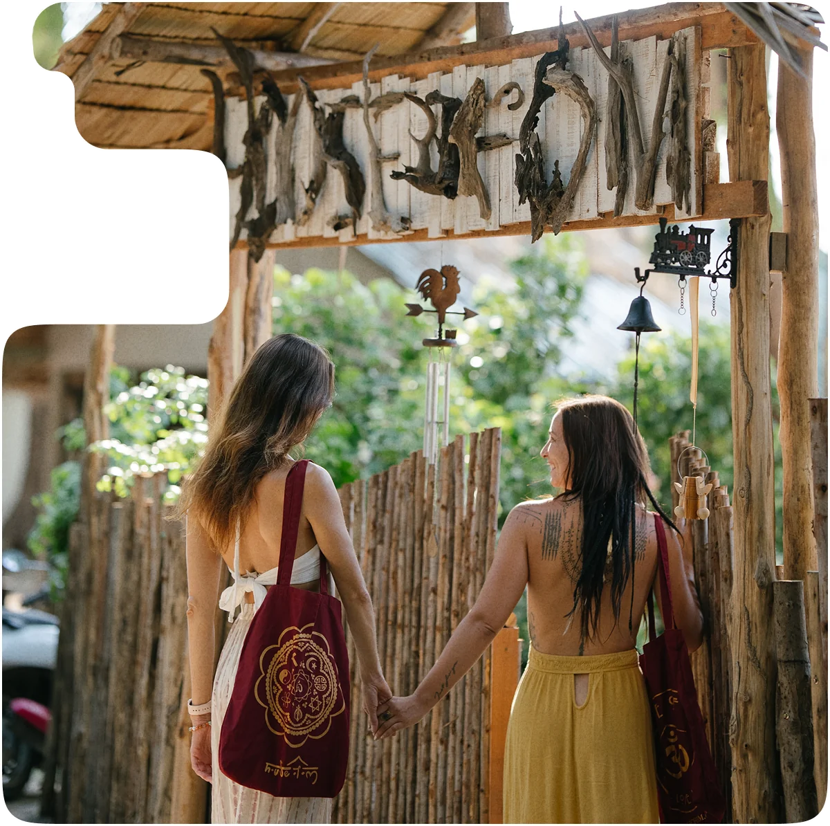 Formation de professeur de yoga hybride de 200 heures / 300 heures – 11 août – 20 août 2026