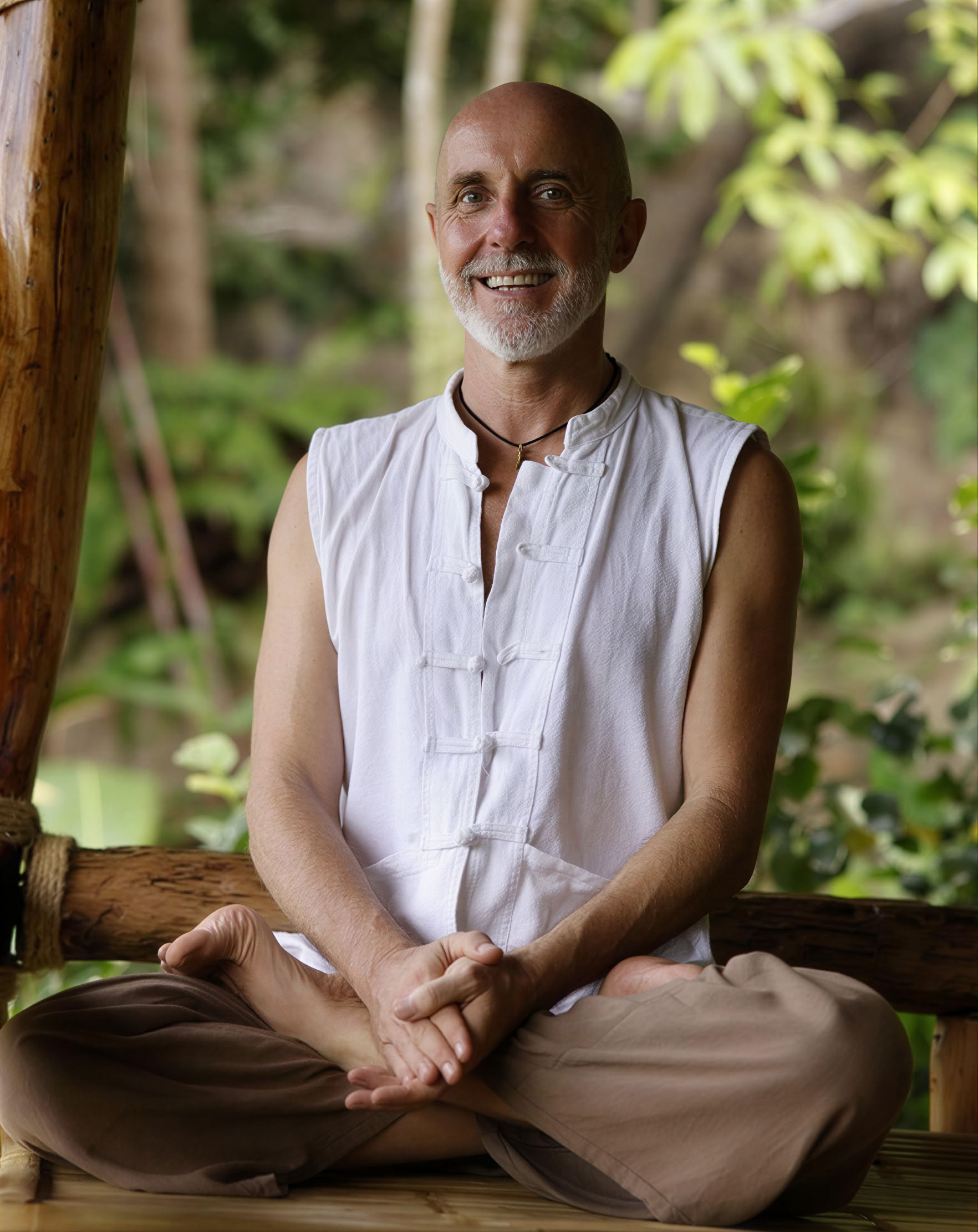 Formation de professeurs de yoga hybride 200 heures / 300 heures – 16 oct. – 25 oct. 2026