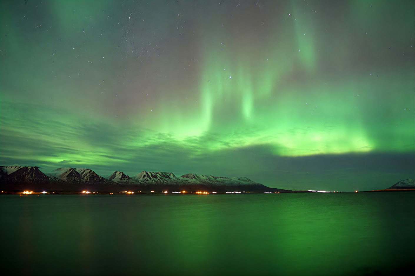 Retraite de yoga sous les aurores boréales en Islande – Dates hiver 2026