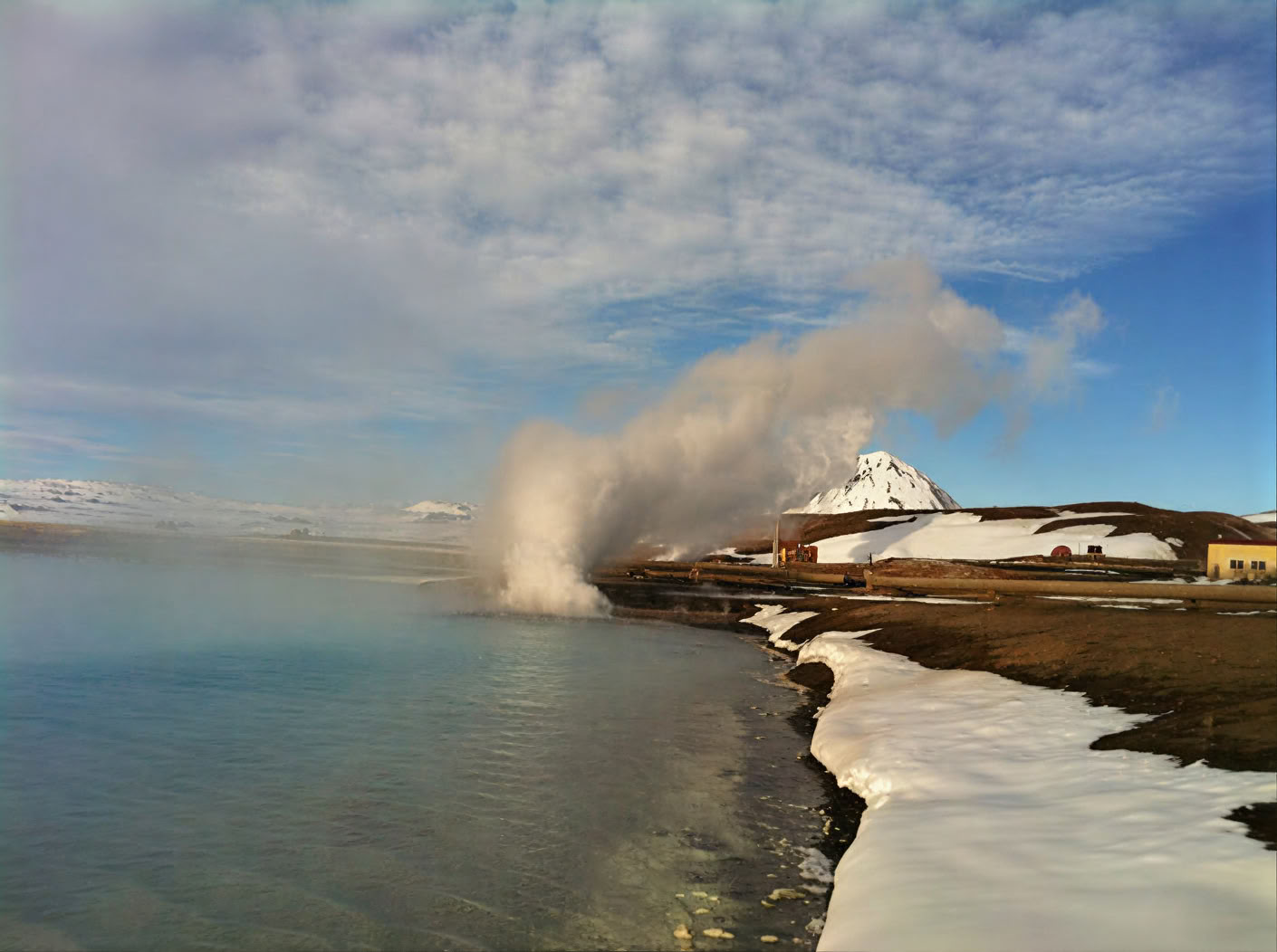 Retraite de yoga sous les aurores boréales en Islande – Dates hiver 2026
