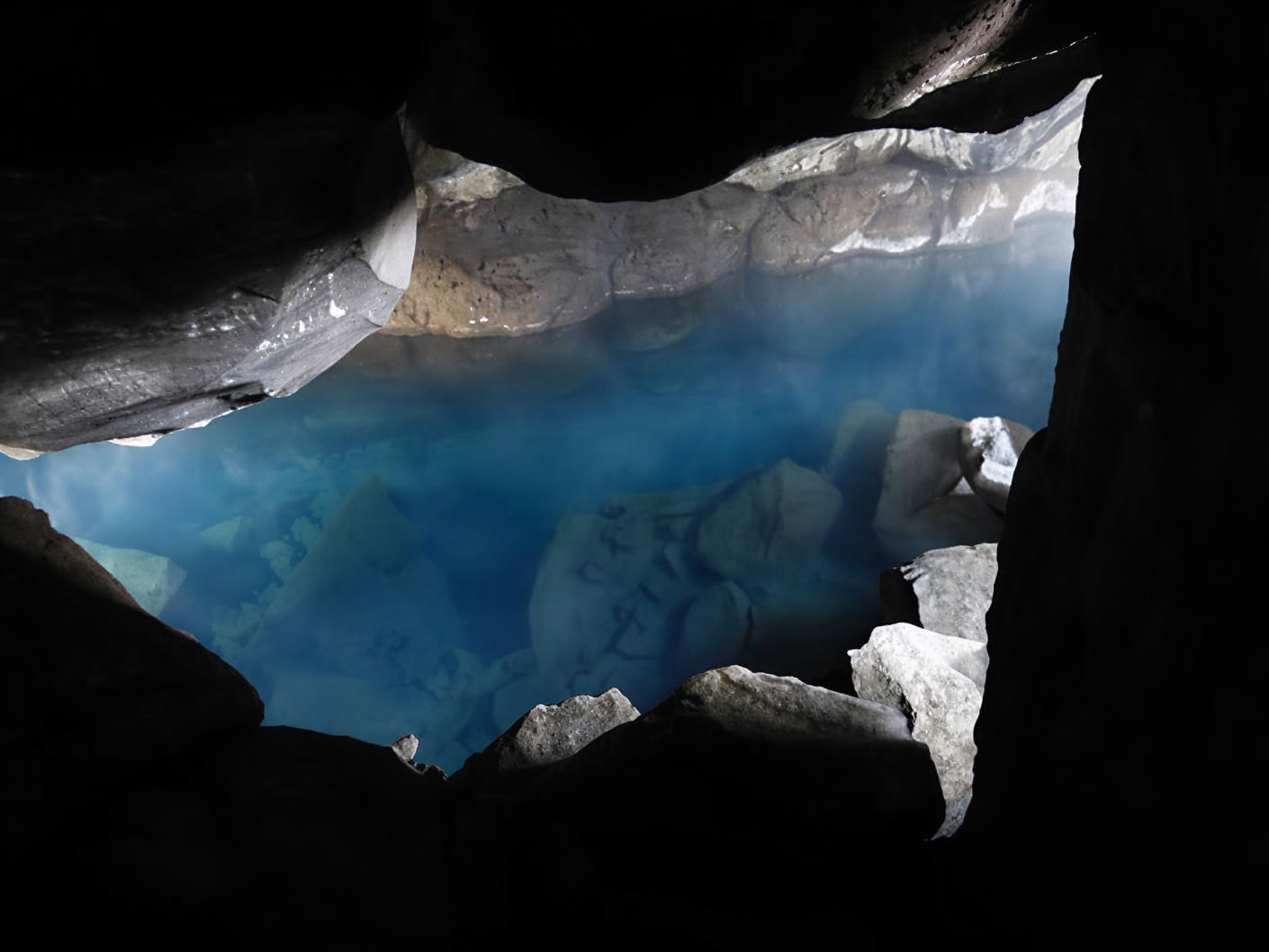 Retraite de yoga sous les aurores boréales en Islande – Dates hiver 2026