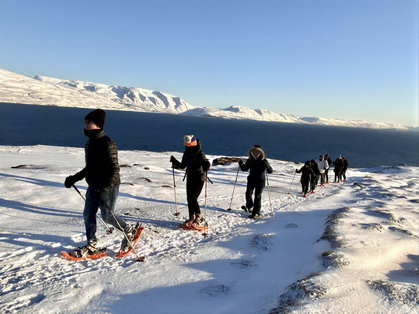 Retraite de yoga sous les aurores boréales en Islande – Dates hiver 2026