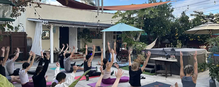 Cours de yoga communautaire